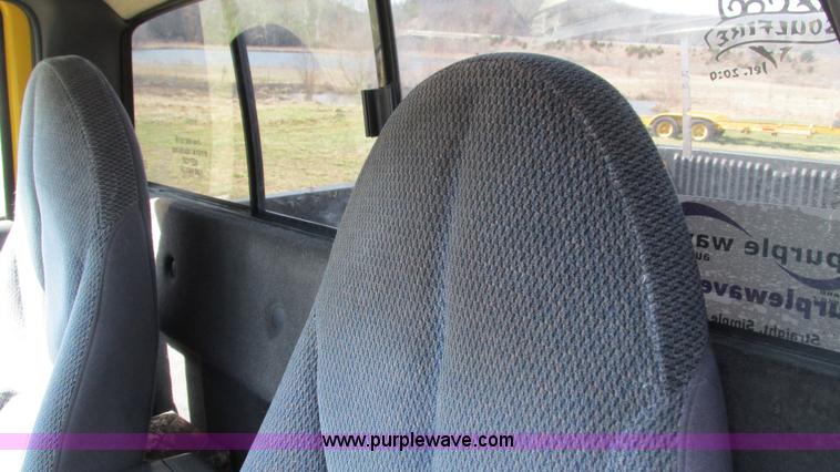 image for item I3077 1999 Dodge Dakota Sport pickup truck