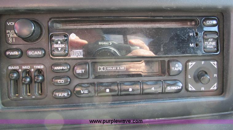 image for item I3077 1999 Dodge Dakota Sport pickup truck