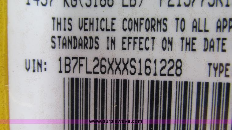 image for item I3077 1999 Dodge Dakota Sport pickup truck