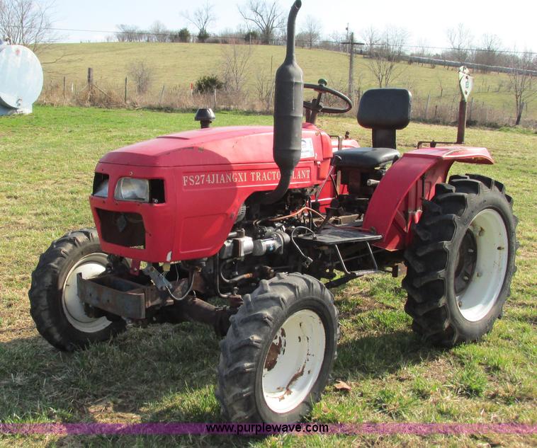 image for item I3081 1999 Jiangxi 274-1 MFWD tractor