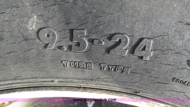 image for item I3081 1999 Jiangxi 274-1 MFWD tractor