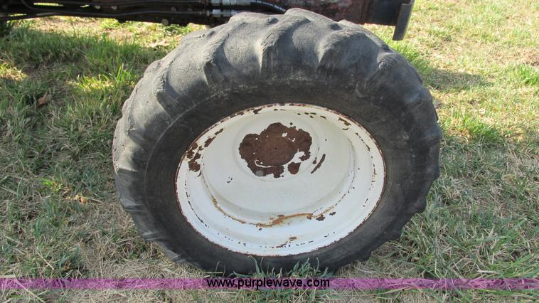 image for item I3081 1999 Jiangxi 274-1 MFWD tractor