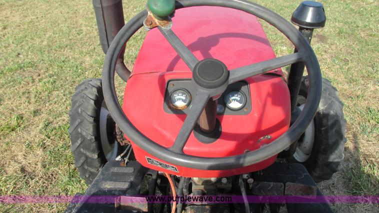 image for item I3081 1999 Jiangxi 274-1 MFWD tractor