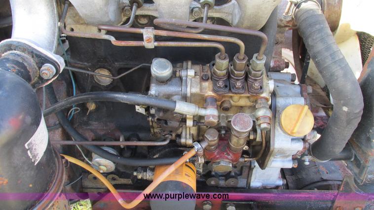 image for item I3081 1999 Jiangxi 274-1 MFWD tractor