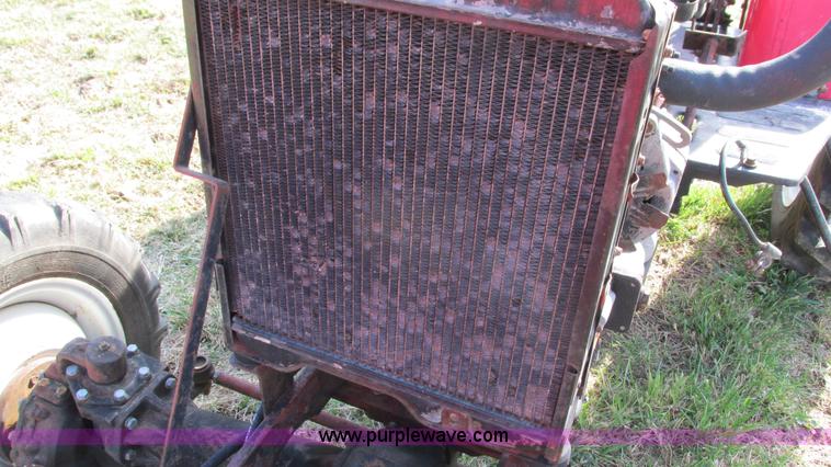 image for item I3081 1999 Jiangxi 274-1 MFWD tractor