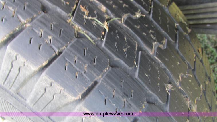 image for item I3199 2006 Ford F250 Super Duty pickup truck