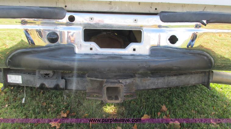 image for item I3199 2006 Ford F250 Super Duty pickup truck