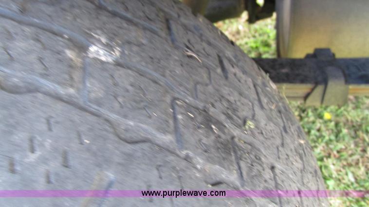 image for item I3199 2006 Ford F250 Super Duty pickup truck