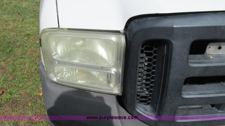 image for item I3199 2006 Ford F250 Super Duty pickup truck