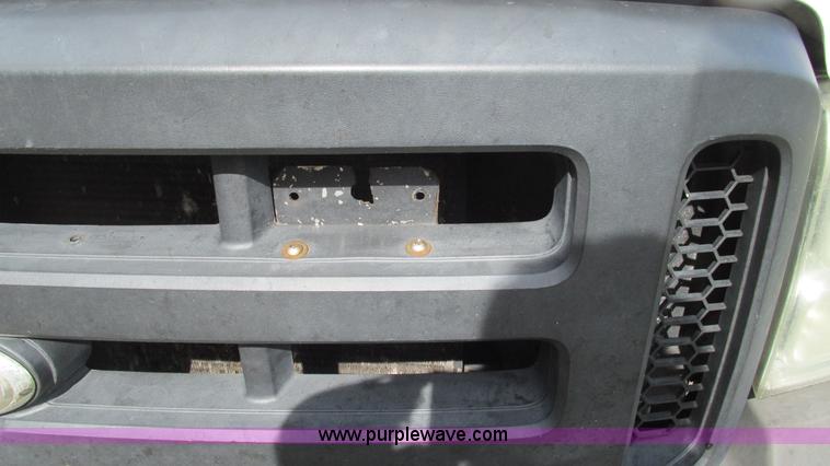 image for item I3199 2006 Ford F250 Super Duty pickup truck