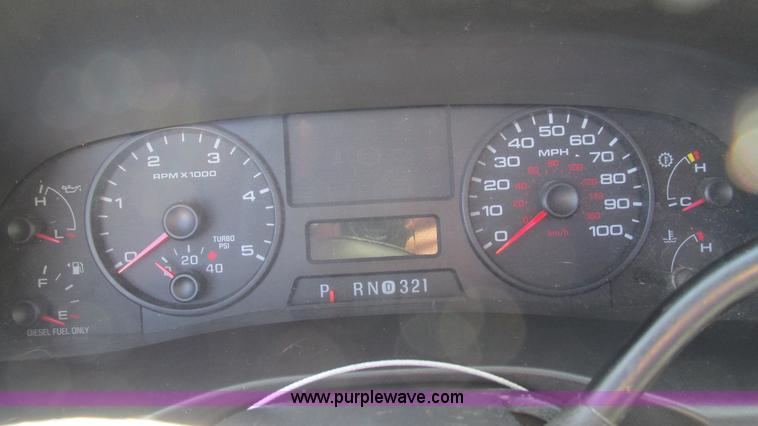 image for item I3199 2006 Ford F250 Super Duty pickup truck