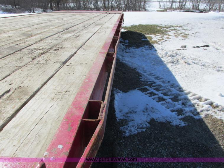 image for item I3767 2009 Cornelius Manufacturing Corn Pro gooseneck equipment trailer