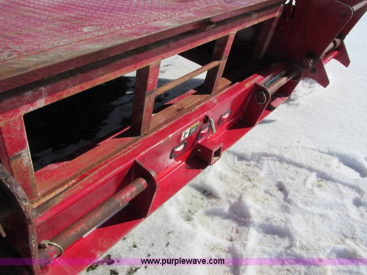 image for item I3767 2009 Cornelius Manufacturing Corn Pro gooseneck equipment trailer