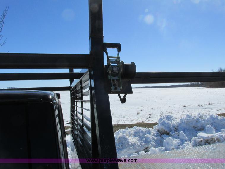 image for item I3768 1997 Ford F350 XL flatbed pickup truck