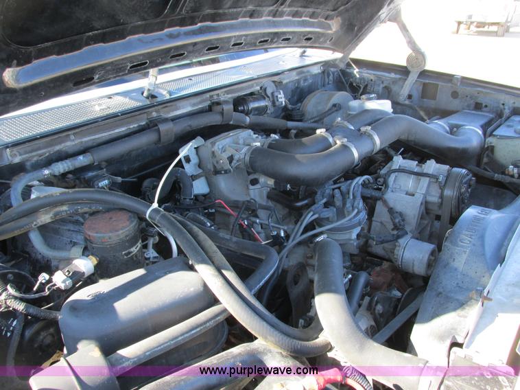 image for item I3768 1997 Ford F350 XL flatbed pickup truck