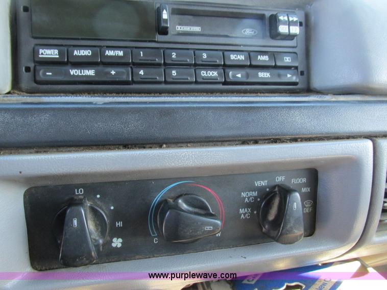 image for item I3768 1997 Ford F350 XL flatbed pickup truck