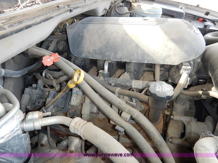 image for item I5012 2004 Chevrolet Silverado 1500 Ext. Cab pickup truck