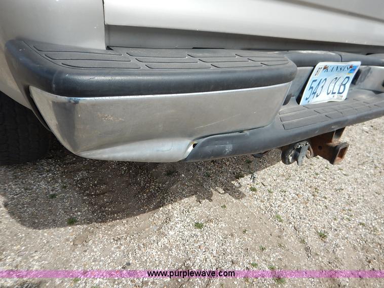 image for item I5012 2004 Chevrolet Silverado 1500 Ext. Cab pickup truck