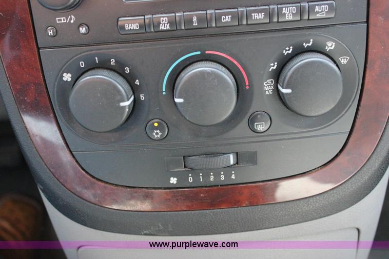 image for item J2271 2007 Chevrolet Uplander Cargo van