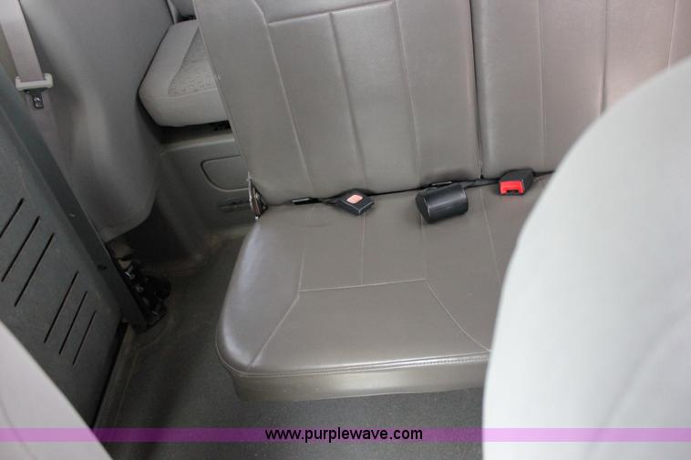 image for item J2271 2007 Chevrolet Uplander Cargo van