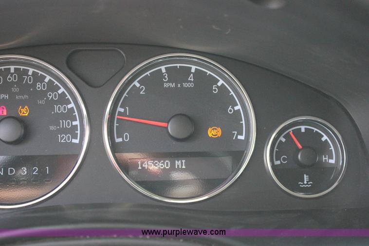 image for item J2271 2007 Chevrolet Uplander Cargo van