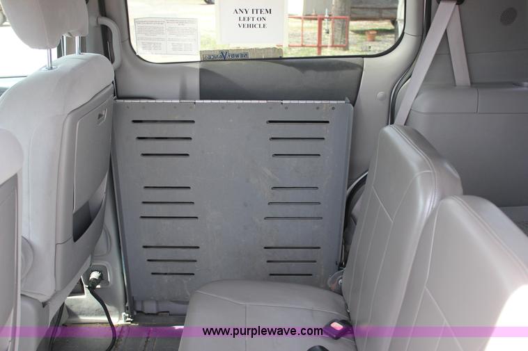 image for item J2271 2007 Chevrolet Uplander Cargo van
