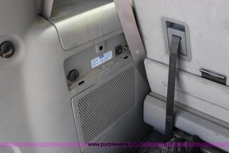 image for item J2271 2007 Chevrolet Uplander Cargo van