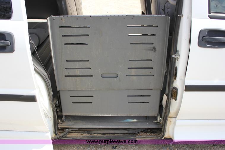 image for item J2271 2007 Chevrolet Uplander Cargo van