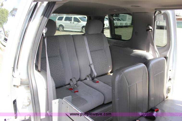 image for item J2271 2007 Chevrolet Uplander Cargo van