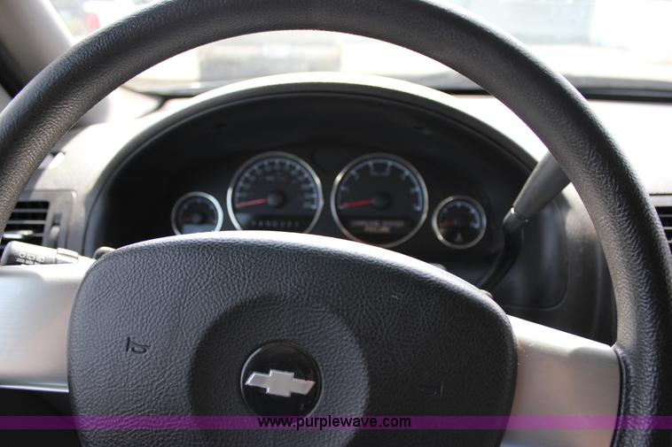 image for item J2272 2007 Chevrolet Uplander Cargo van