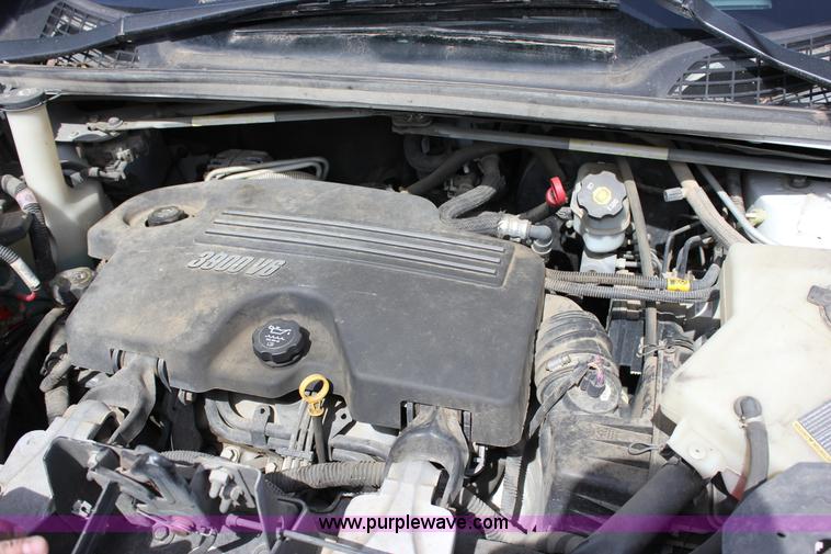 image for item J2272 2007 Chevrolet Uplander Cargo van