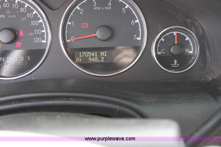 image for item J2272 2007 Chevrolet Uplander Cargo van