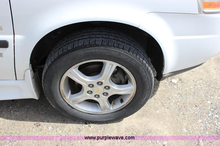 image for item J2272 2007 Chevrolet Uplander Cargo van