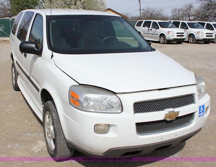 image for item J2273 2008 Chevrolet Uplander Cargo van