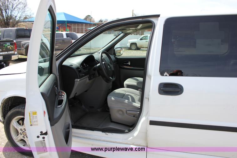 image for item J2273 2008 Chevrolet Uplander Cargo van