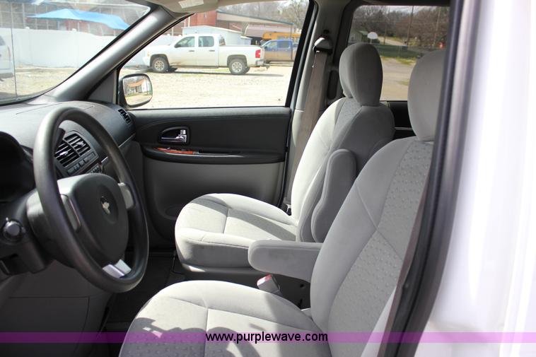 image for item J2273 2008 Chevrolet Uplander Cargo van