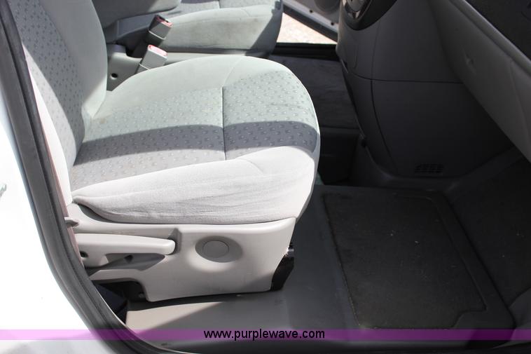 image for item J2273 2008 Chevrolet Uplander Cargo van