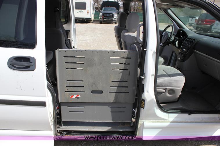 image for item J2273 2008 Chevrolet Uplander Cargo van