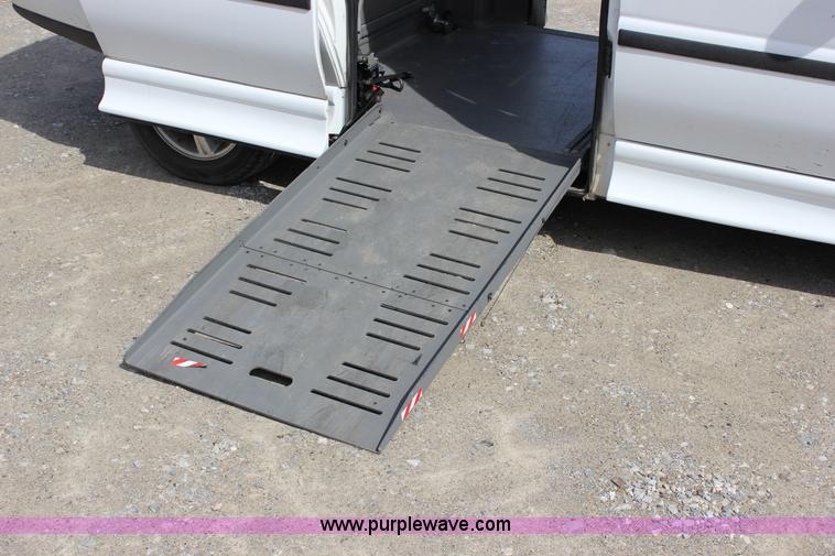 image for item J2273 2008 Chevrolet Uplander Cargo van