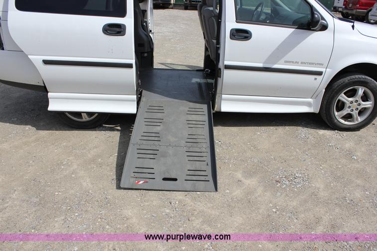 image for item J2273 2008 Chevrolet Uplander Cargo van