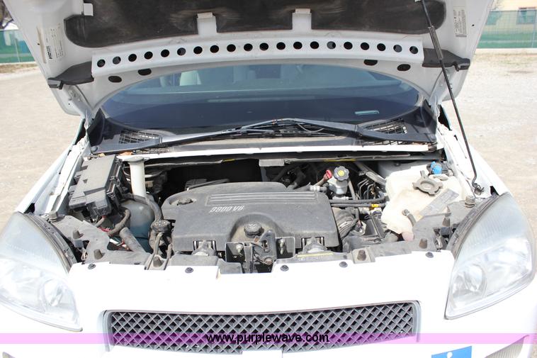 image for item J2273 2008 Chevrolet Uplander Cargo van