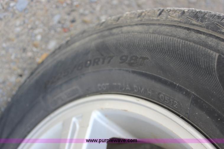 image for item J2273 2008 Chevrolet Uplander Cargo van