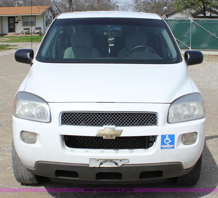 image for item J2274 2008 Chevrolet Uplander Cargo van