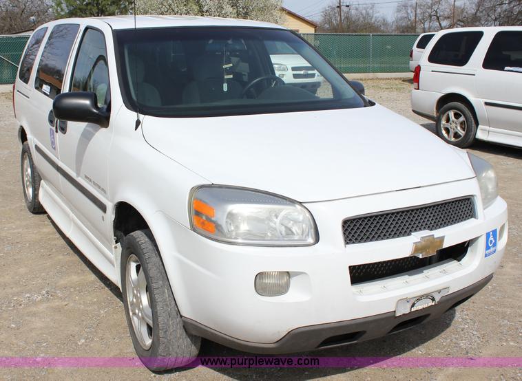 image for item J2274 2008 Chevrolet Uplander Cargo van