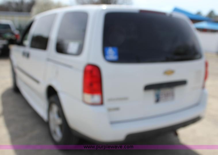image for item J2274 2008 Chevrolet Uplander Cargo van