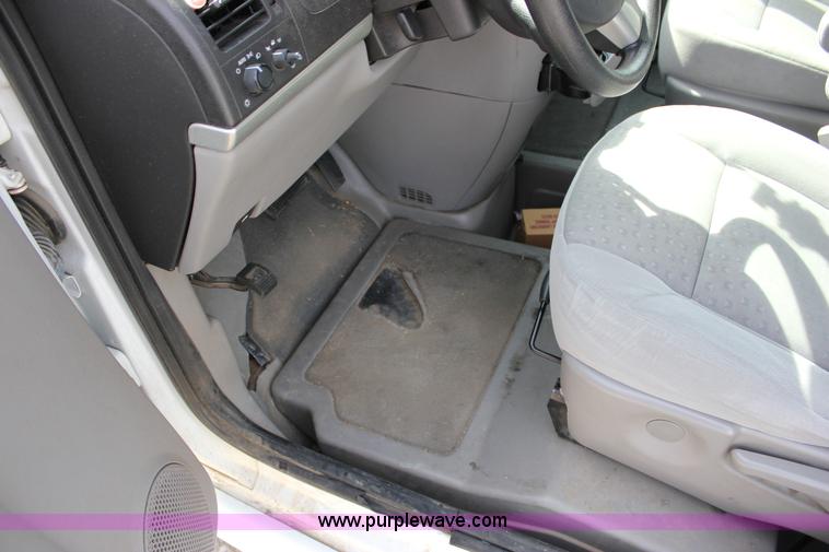 image for item J2274 2008 Chevrolet Uplander Cargo van