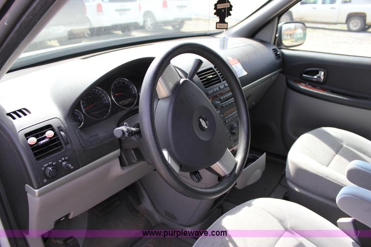 image for item J2274 2008 Chevrolet Uplander Cargo van