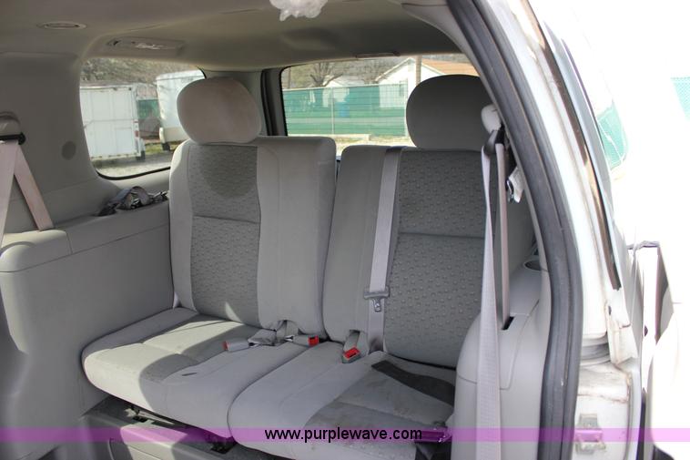 image for item J2274 2008 Chevrolet Uplander Cargo van