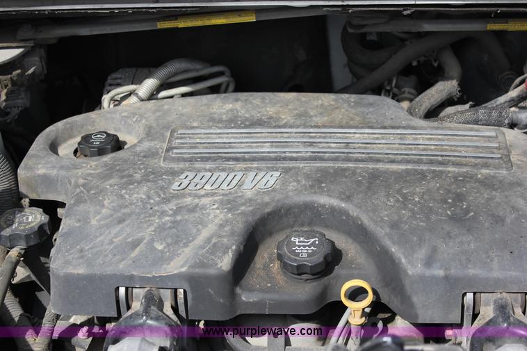 image for item J2274 2008 Chevrolet Uplander Cargo van