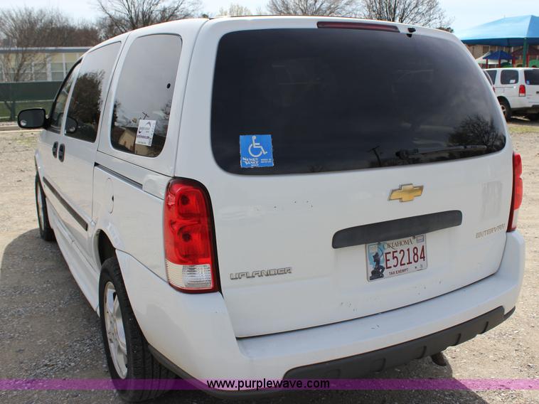 image for item J2275 2007 Chevrolet Uplander Cargo van